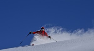 Telemark_skiing_-_Pyrenees